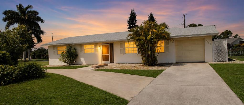 22191 New Rochelle Ave - 22191 New Rochelle Ave, Port Charlotte, FL 33952 Luxury Property | Jose Angel Pina