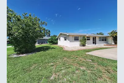 22191 New Rochelle Avenue, Port Charlotte, FL 33952 - Photo 16