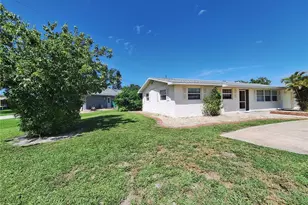 22191 New Rochelle Ave, Port Charlotte, FL 33952 - Photo 16