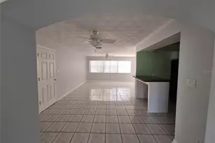 22191 New Rochelle Ave, Port Charlotte, FL 33952 - Photo 4