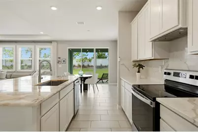 5715 Woodland Sage Drive, Sarasota, FL 34238 - Photo 10