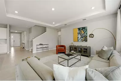 5715 Woodland Sage Drive, Sarasota, FL 34238 - Photo 6
