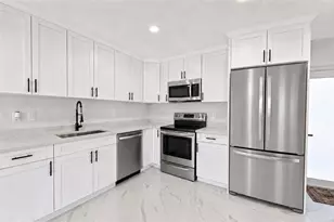 1120 Ravenswood St E, Lehigh Acres, FL 33974 - Photo 10