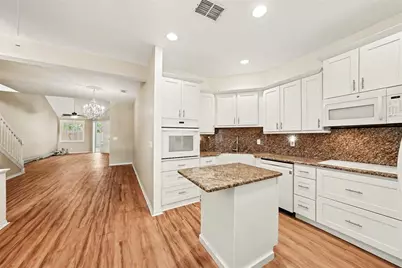 1050 Starkey Road #2403, Largo, FL 33771 - Photo 4