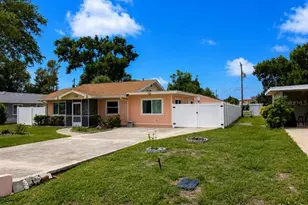 733 Laurel Ave, Venice, FL 34285 - Photo 2