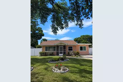 733 Laurel Avenue, Venice, FL 34285 - Photo 1
