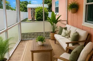 733 Laurel Ave, Venice, FL 34285 - Photo 6