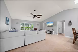 581 Encarnacion St, Punta Gorda, FL 33983 - Photo 8