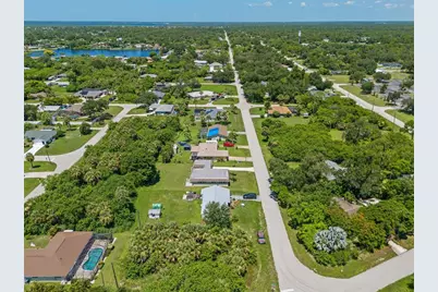 18579 Robinson Avenue, Port Charlotte, FL 33948 - Photo 42