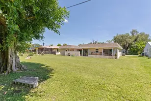 18579 Robinson Ave, Port Charlotte, FL 33948 - Photo 30