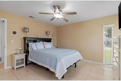 18579 Robinson Avenue, Port Charlotte, FL 33948 - Photo 14