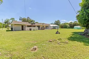 18579 Robinson Ave, Port Charlotte, FL 33948 - Photo 28
