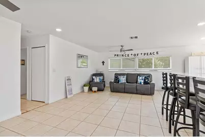 18579 Robinson Avenue, Port Charlotte, FL 33948 - Photo 4