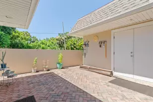 18579 Robinson Ave, Port Charlotte, FL 33948 - Photo 24