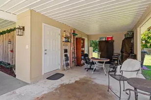 18579 Robinson Ave, Port Charlotte, FL 33948 - Photo 32