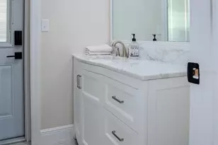 2719 Forest Knoll Dr, Sarasota, FL 34232 - Photo 12