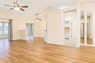 6032 Magpie Dr, Lakeland, FL 33809 - Photo 2
