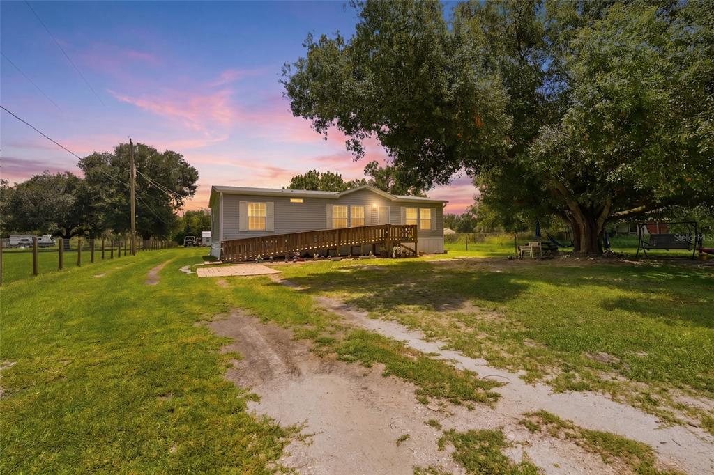 2086 NW Genes Little Acres Ave - 2086 NW Genes Little Acres Ave, Arcadia, FL 34266 Luxury Property | Jose Angel Pina