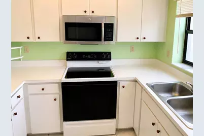 2000 Forrest Nelson Boulevard #E3, Port Charlotte, FL 33952 - Photo 6