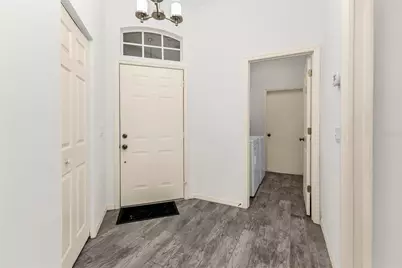 834 Montrose Drive #9, Venice, FL 34293 - Photo 6