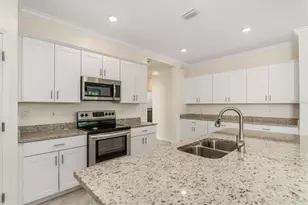 11125 Balfour St, Venice, FL 34293 - Photo 8