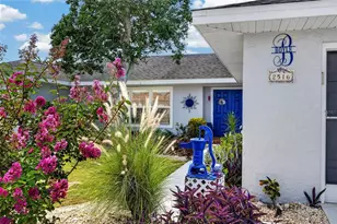 2516 Dixon Terrace, Port Charlotte, FL 33981 - Photo 4