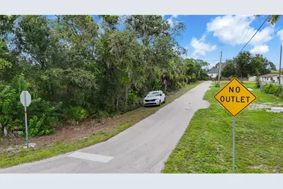 1910 Banana Street, Port Charlotte, FL 33980 - Photo 10