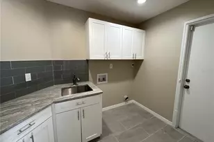 3174 57th Ave Cir E, Bradenton, FL 34203 - Photo 10