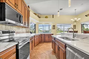 373 Eden Dr, Englewood, FL 34223 - Photo 18