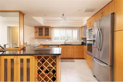 2675 Gulf Of Mexico Drive #204, Longboat Key, FL 34228 - Photo 10