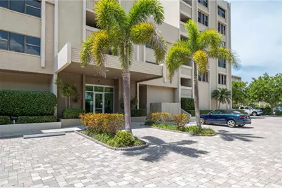 2675 Gulf Of Mexico Drive #204, Longboat Key, FL 34228 - Photo 6