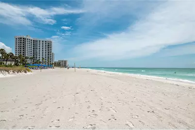 2675 Gulf Of Mexico Drive #204, Longboat Key, FL 34228 - Photo 4