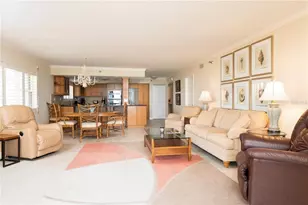 2675 Gulf of Mexico Dr, Longboat Key, FL 34228 - Photo 16