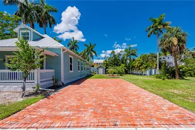 115 Gill Street, Punta Gorda, FL 33950 - Photo 6