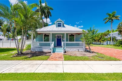 115 Gill Street, Punta Gorda, FL 33950 - Photo 1