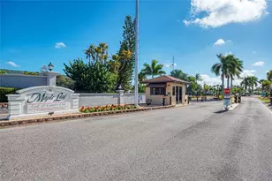 2100 Kings Hwy, Port Charlotte, FL 33980 - Photo 82
