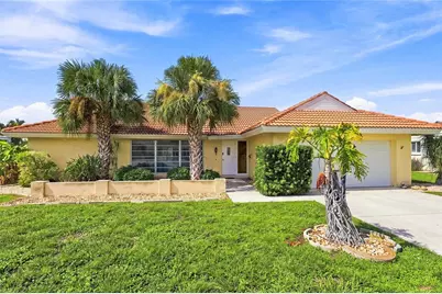 425 Belvedere Court, Punta Gorda, FL 33950 - Photo 2