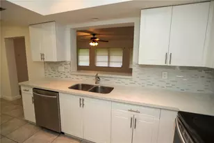 326 Wherley Ave SE, Port Charlotte, FL 33952 - Photo 32