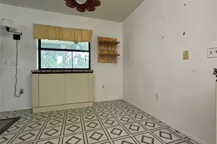 13075 Batlin Ave, Port Charlotte, FL 33953 - Photo 10