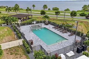1425 Park Beach Cir, Punta Gorda, FL 33950 - Photo 4