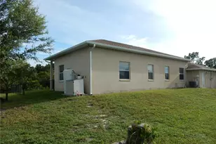 8430 Acorn Blvd, Punta Gorda, FL 33982 - Photo 6