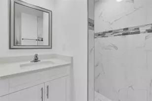 310 NE 9th Terrace, Cape Coral, FL 33909 - Photo 18