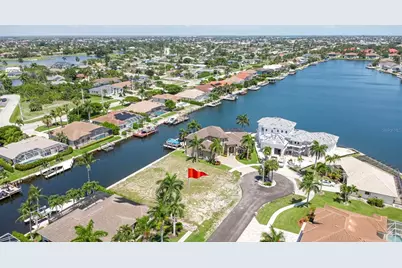 375 Wales Court, Marco Island, FL 34145 - Photo 2