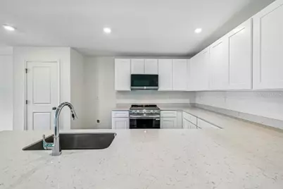 25346 Cadiz Drive, Punta Gorda, FL 33955 - Photo 6
