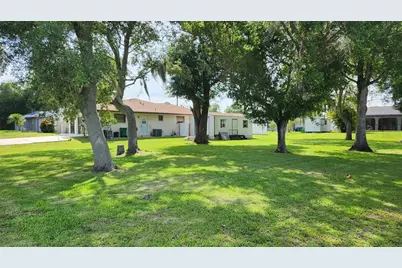 19842 Midway Blvd, Port Charlotte, FL 33948 - Photo 12