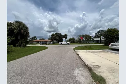 22517 Ashton Avenue, Port Charlotte, FL 33980 - Photo 4