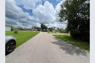 22523 Sacramento Avenue, Port Charlotte, FL 33954 - Photo 4