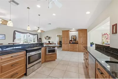 365 Belaire Court, Punta Gorda, FL 33950 - Photo 10