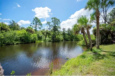 2098 Como Street, Port Charlotte, FL 33948 - Photo 4