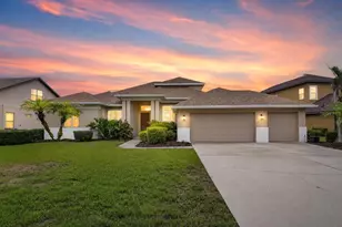 111 Falling Water Dr, Brandon, FL 33511 - Photo 1